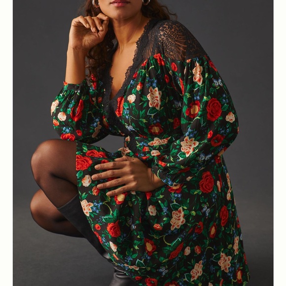 NWT Anthropologie Lacy V-Neck Mini Dress, Size 2 - Picture 4 of 14